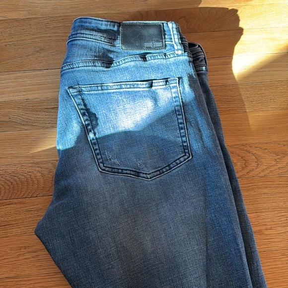 Liverpool Los Angeles jeans, barely worn, size 28/32, tapered leg. - Picture 3 of 6